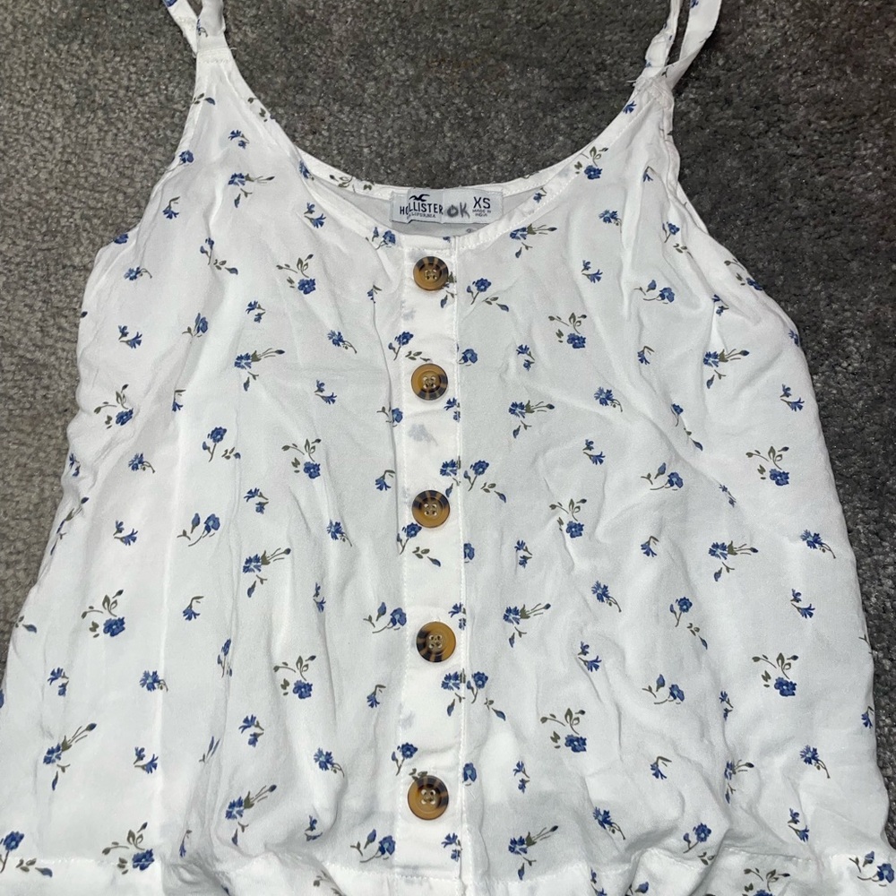 Holister Tank Top!!